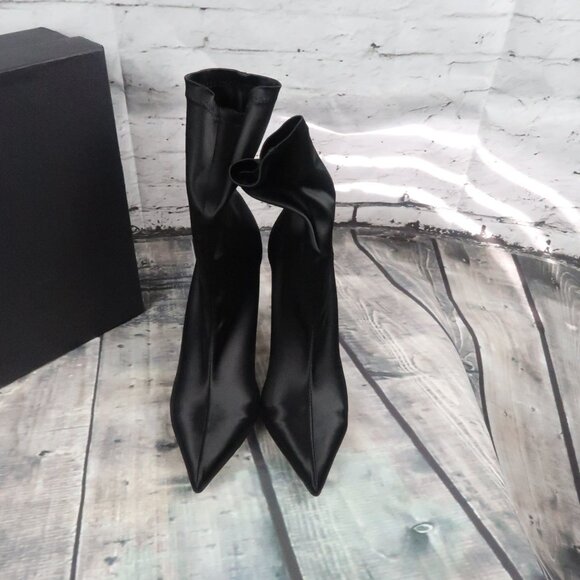 TONY BIANCO BLACK STRETCH SATIN DAVIS BOOTIES 4" HEEL SIZE 9.5 NIB - Picture 13 of 13